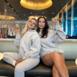 Chloe Burrows Instagram – Besties who travel together and wear matching @whitefoxboutique hoodies 😉✨ let’s gooooo 🇺🇸

Oh and matching dirty old passports 😅 ad

Use code MILLIEGRACE or CHLOEB for 30% discount off the website 🫶🏼 Heathrow Airport