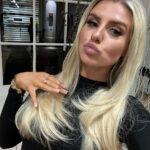 Chloe Burrows Instagram - IM BACK BOO x Lil choppy locks from @hadleyyatessalon @lukerobertshair London, United Kingdom