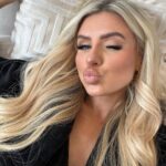 Chloe Burrows Instagram – #AD Hello I’m having a good make up day!!
Thanks to NYX Cosmetics Setting Spray. You can currently get 47% off on Amazon!! go go go @nyxcosmetics_uk #nyxcosmetics Make-up