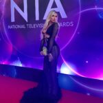 Chloe Burrows Instagram - The funnest night at the NTA’s with @pixibeauty 💖 Styled by @violettafanciesyou assisted by @em.youn Hair by @hadleyyatessalon Make up by @selinabassi Best glam team evaaaaaaa 💅 @laraheems_jewellery for the jewelz @belisshofficial bag @giuseppezanotti shoes @theattico dress ❤️ The O2