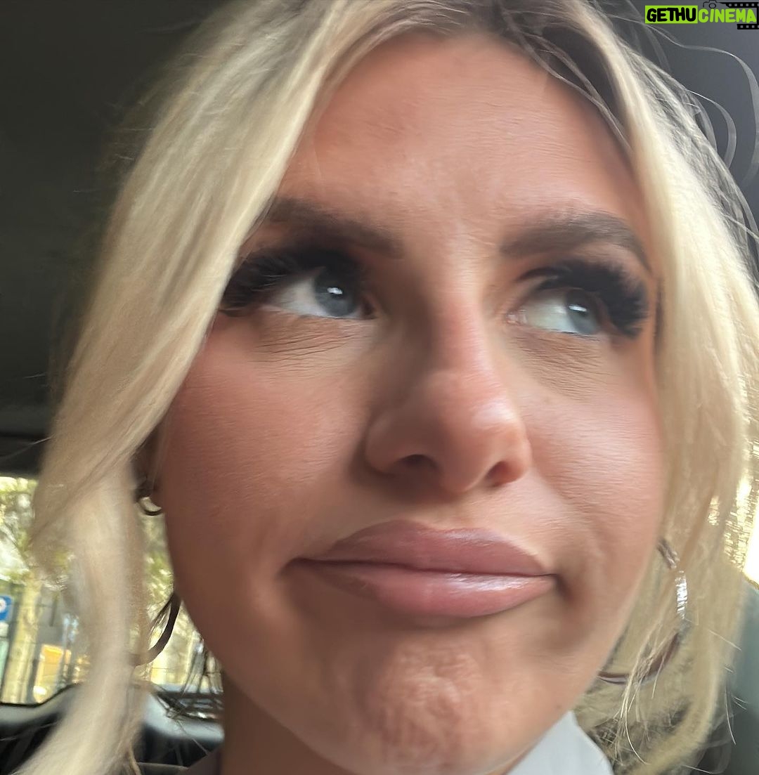 Chloe Burrows Instagram - Day in the life in BARCELONA Barcelona, Spain