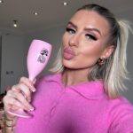 Chloe Burrows Instagram - Gave my girls the gift of PINK this year with Tequila Rose! Still looking for a last minute gift? Tequila Rose 1L is available now on Amazon! #AD @tequilaroseuk #TequilaRoseUK #DrinkthePink 18+ Please drink responsibly