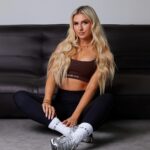 Chloe Burrows Instagram – Sometimes go on a lil photoshoot! 
Glam @harriotsglam & @hairtohelp 💖 Manchester