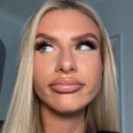 Chloe Burrows Instagram – GUESSSS WHO IS FEELIN THEMSELVES TODAY!! 👋👋👋 Make-up