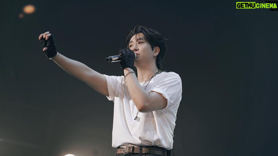 Choi Young-jae Instagram - コンサートに来てくださった皆さん、 本当にありがとうございます。 久しぶりに会う顔もあるし、新しく来られた方々もいて とても良かったです。 こうして最後に日本でのコンサートが終わりましたが、すぐにまたお会いしたいと思います! 愛しています!💚 금방 다시 또 만나요! #INSIDEOUT 😁💚