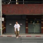 Chonlathorn Kongyingyong﻿ Instagram – ข้ามถนนมองซ้ายมองขวา
📸 @porsche.sivk