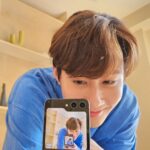 Chonlathorn Kongyingyong﻿ Instagram – เซลฟี่กันหน่อย…แต่เอ๊ะเรามีเซลฟี่แบบใหม่แล้ว😆😆😆

#GalaxyZFlip5 
#withGalaxy 
#TeamGalaxy 
#JoinTheFlipSide