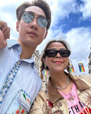 Chonlathorn Kongyingyong﻿ Instagram - Happy Birthday, let’s travel the world together 🌏❤️