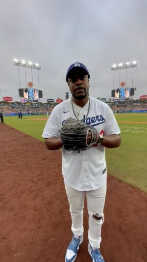 Chris Tucker Instagram - African American Heritage night, at the Dodgers Stadium.