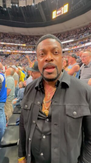 Chris Tucker Instagram - 4th Quarter, this is a Good One, 3 minutes left!