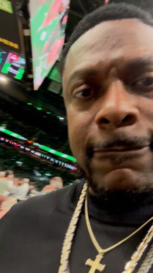 Chris Tucker Instagram - Last nights’ Game in Boston was EPIC!