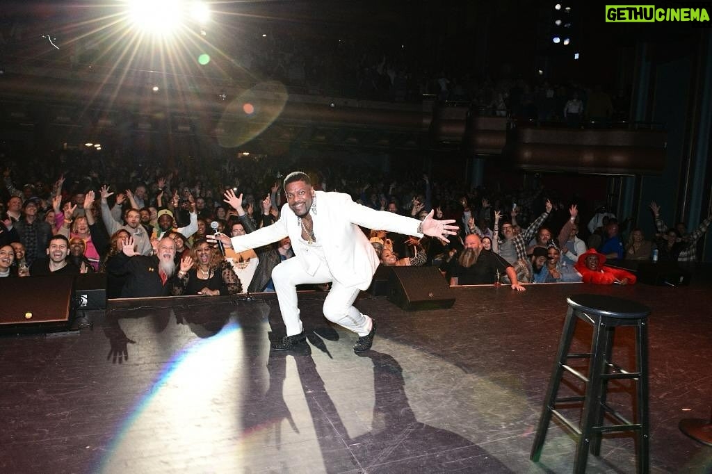 Chris Tucker Instagram - Thank You Indianapolis for another Sold Out show. Looking forward to St Louis Tomorrow Night!!! See you there!!!