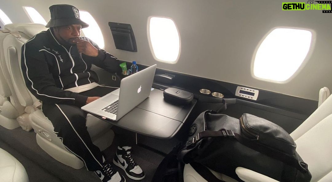 Chris Tucker Instagram - TEXAS I’M ON MY WAY! • Irving, TX - Nov. 1, • San Antonio, TX - Nov. 2 • Houston TX - Nov. 4. • Houston TX - Nov. 5.