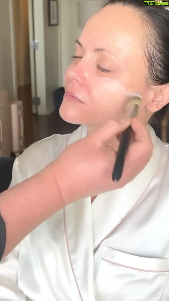 Christina Ricci Instagram - Here is how @riccigrams perfectly prepped her skin for the Critic’s Choice Awards using our Nourish Moisturizer and Dani Glowing Skin Perfector! #grwm #skin