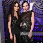 Christina Ricci Instagram - Last night for the @wednesdaynetflix premiere with some of my favorites ❤️‍🔥 In @rodarte 🖤🕷🕸 @kateandlauramulleavy @mandelkorn @allanface @markhamptonhair @gwendolineuniverse @jennaortega ❤️‍🔥 #wednesdaynetflix