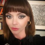 Christina Ricci Instagram - On my way to #vulturefest @vulture for #yellowjackets 🐝🐝🐝 HMU @lotstar @markhamptonhair @jenniferfisherjewelry @vivetta @shoyellowjackets @showtime
