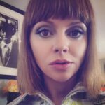 Christina Ricci Instagram - Yellowjackets press day glam 🐝🐝🐝 HMU ♥️ @markhamptonhair @shoyellowjackets @showtime