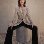 Christina Ricci Instagram - ❤️‍🔥❤️‍🔥❤️‍🔥 Another for the chicest ♥️ @lalignenyc and their newest collection @ninomunoz @meredithmelling @allanface @markhamptonhair @nailsbyzola @rubyvo_ ♥️♥️♥️ @mollyhoward