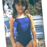 Christina Ricci Instagram - Happy birthday to me! 🎂 Thank you for all the incredible birthday wishes from so many of the dearest people I know. This has been a really intense year. I found strength I never knew I had and was met equally with loving support from so many of you in ways I never thought possible. Thank you. I am humbled today by how much kindness I have experienced recently and how much hope I have. Love to all of you. ♥️ Ps- I have decided given Covid and other stuff, I’ll be aging backwards. I am now 39. Someday I’ll be a 30 year old who hasn’t aged well and that’s just fine. 💀