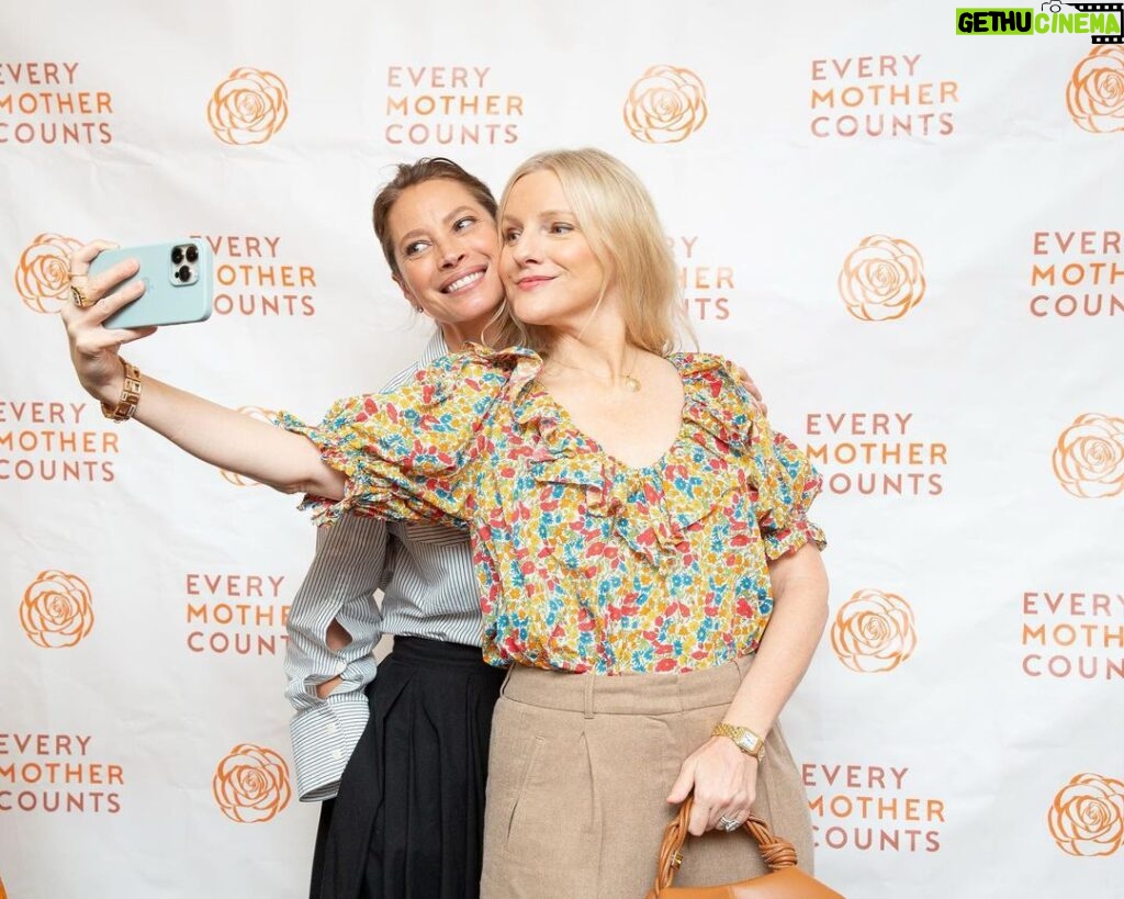 Christy Turlington Instagram - Happy Birthday to one of my favorite Gemini’s @laurabrown99 You make me laugh and cry laughing. You show up for your friends like no other. We are lucky to have you in our lives. I adore you, LB. 🧡