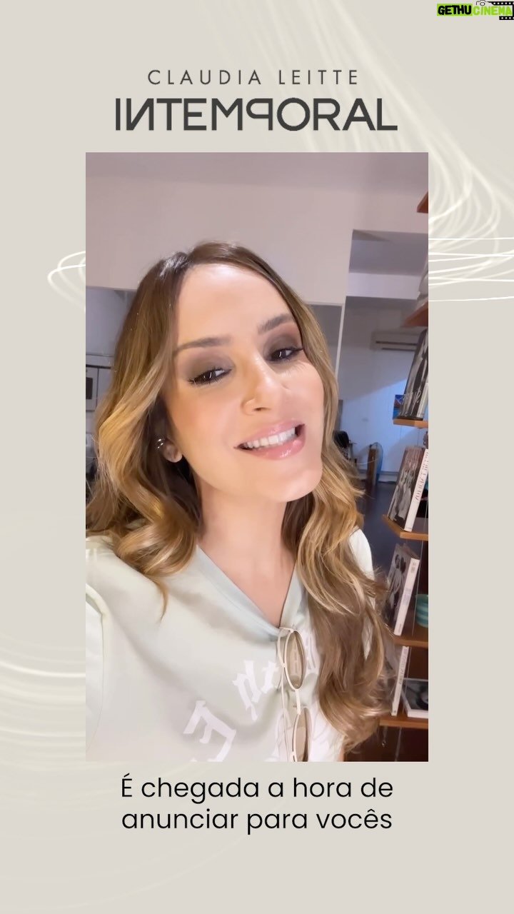 Claudia Leitte Instagram - 🎥✨ Está chegando um momento único! Dia 9 de Abril, na @vibrasaopaulo, preparem-se para uma experiência acústica de tirar o fôlego! As vendas para a gravação do meu novo projeto audiovisual INTEMPORAL começam nesta quarta-feira, dia 20 de março, às 20h! 🚀 Vai ser massa! #ClaudiaLeitte #Intemporal #Acústico