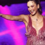 Claudia Leitte Instagram - 🥹🥹🥹🥹🥹🥹🩷🩷🩷🩷 Cantando uma das lindas canções desse Cearense que tanto amo, no Ceará! 🥹🥹🥹🥹🥹🥹