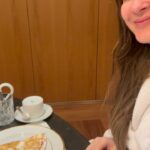 Claudia Leitte Instagram – O Instagram é um recorte pequeno de momentos da vida. Pelo menos, em tese, o post vem depois da experiência, né? Dias bons ou maus, estou firme na ROCHA, bebê! ✝️
Ps. Vez ou outra ela tem a tour dela. 😌