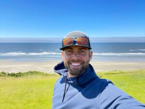 Cody Walker Instagram - Incredible day at Bandon Dunes golf course. I lost this ball right after the pic 🏌🏽‍♂️⛳️ 🤦‍♂️ #notagolfer