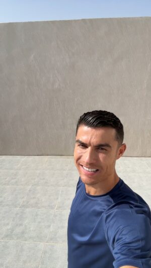 Cristiano Ronaldo Instagram - I want to share with you something special I’ve been working on. @erakulis is an all-in-one wellness app that brings together everything I believe in: fitness, nutrition and mental balance.

Achieve the best version of yourself following a balanced lifestyle. Find out more at erakulis.com