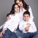 Cyrine Abdel Nour Instagram - الأمومة تاج على راسي انتو حلمي يللي تحقق شكراً يا رب 💖💙 #عيد_الام #سيرين_عبد_النور #سيرين_عبدالنور #cyrineabdelnour #mothersday #motherhood Lebanon