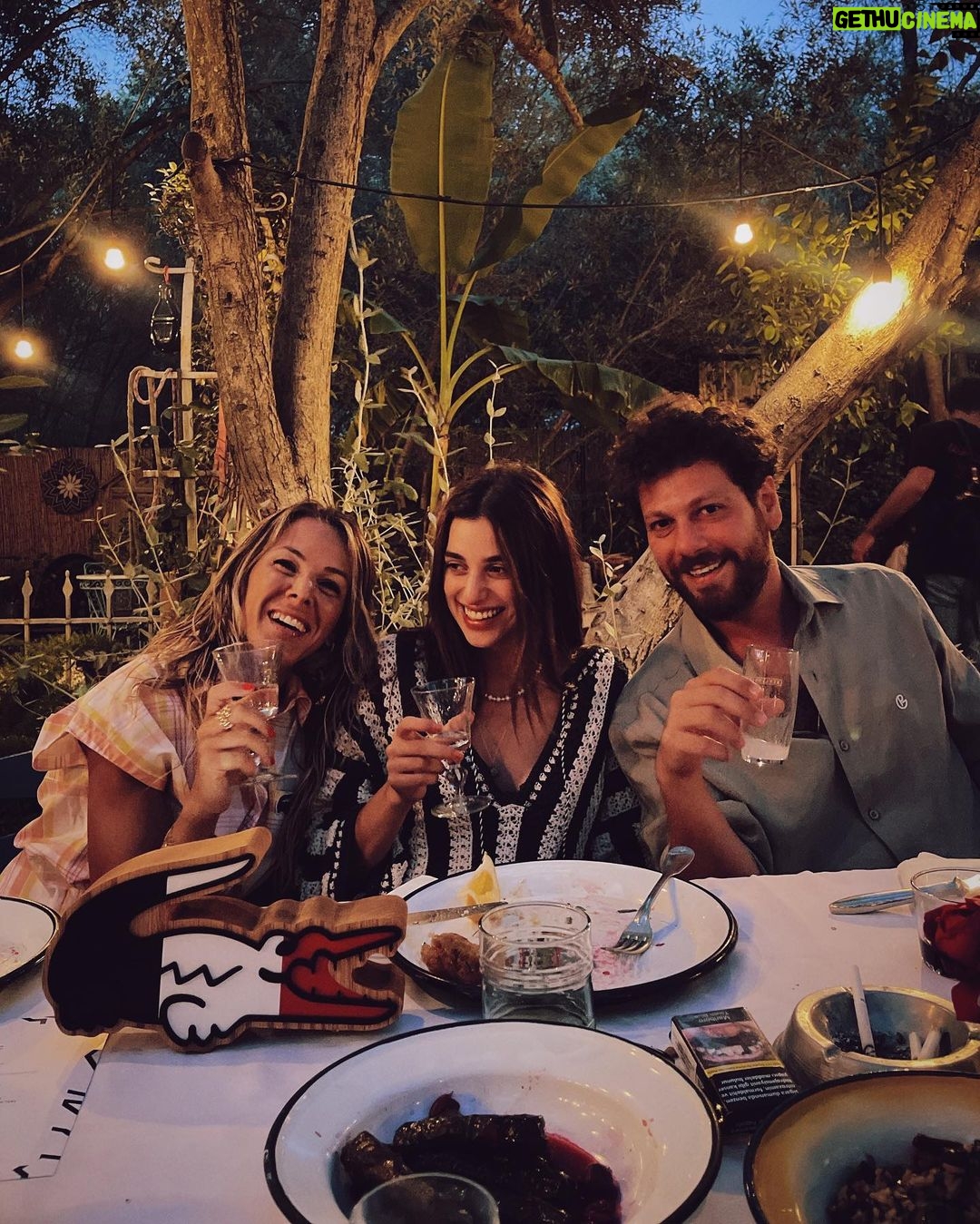 Damlasu İkizoğlu Instagram - 𝓟𝓮𝓻𝓯𝓮𝓬𝓽 𝓭𝓪𝔂𝓼 𝔀/ @lacoste 🐊♥️ Alaçatı,İzmir