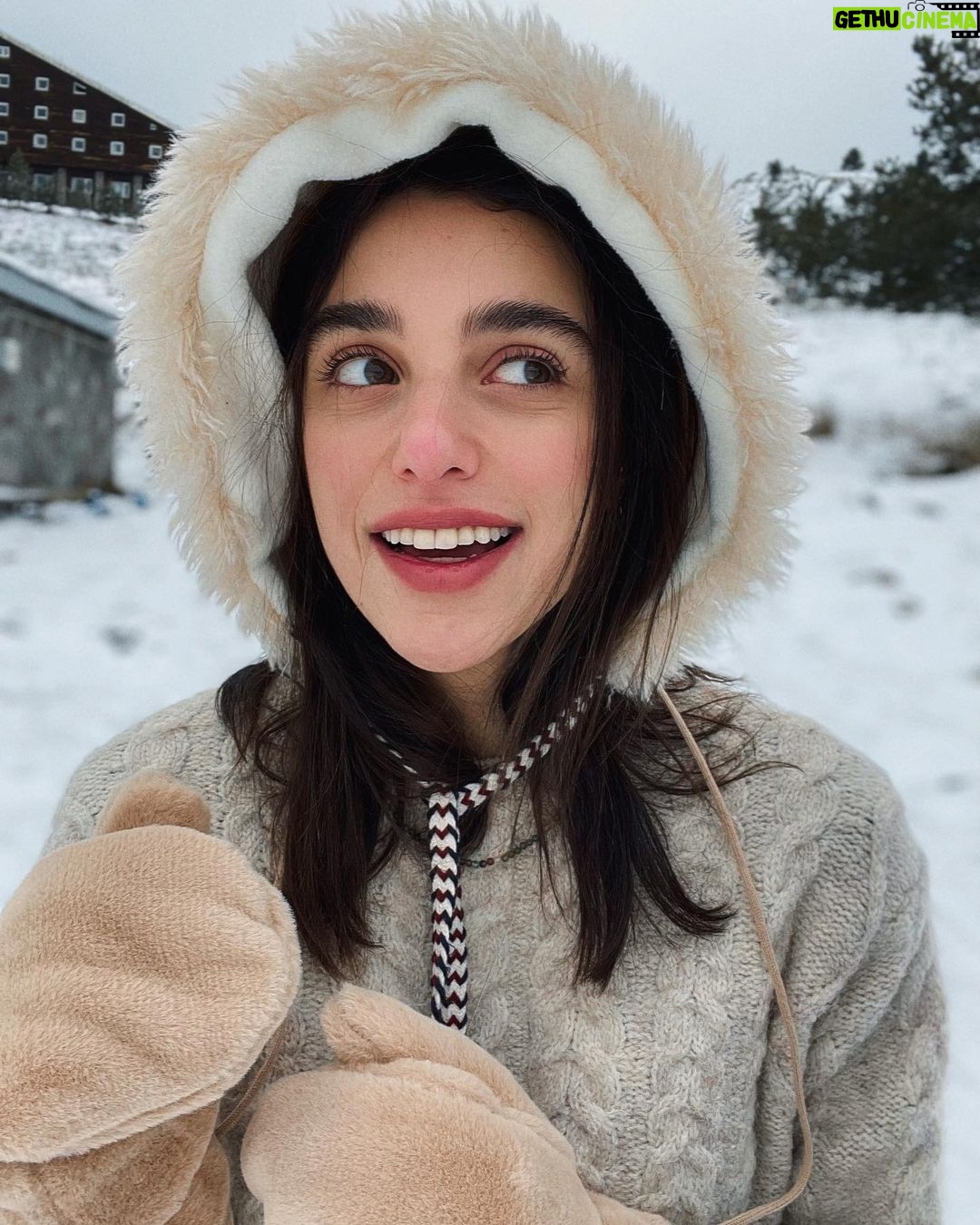 Damlasu İkizoğlu - 206K Likes - ❄️
@eleledergisi #elelesnowyoga 🫶🏻