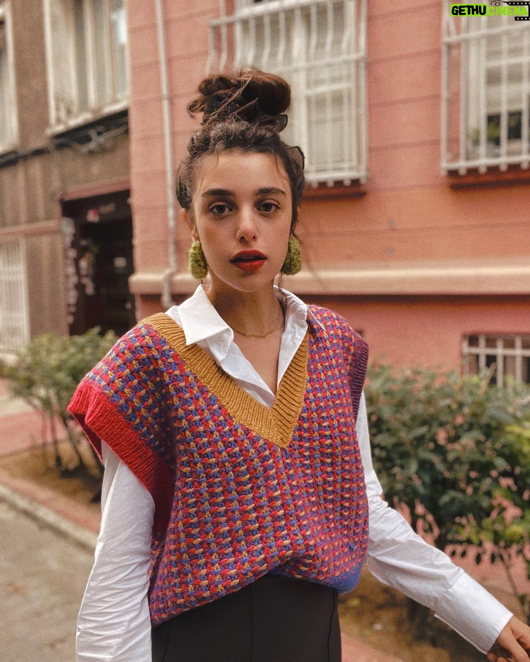 Damlasu İkizoğlu - 162.4K Likes - 🪆