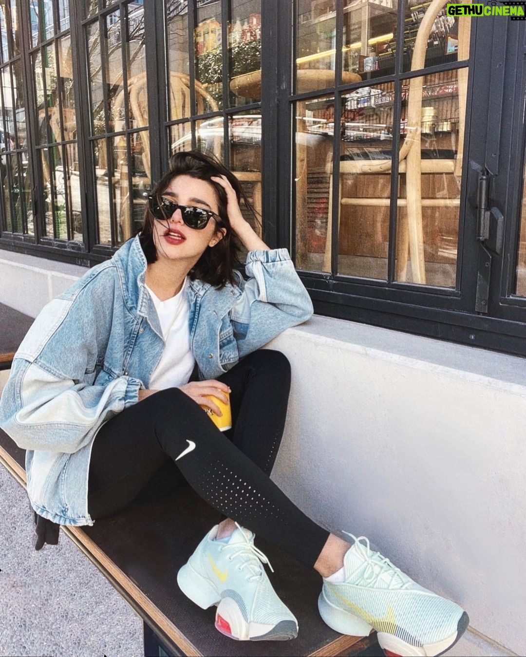 Damlasu İkizoğlu - 174.1K Likes - Bahar 🌿