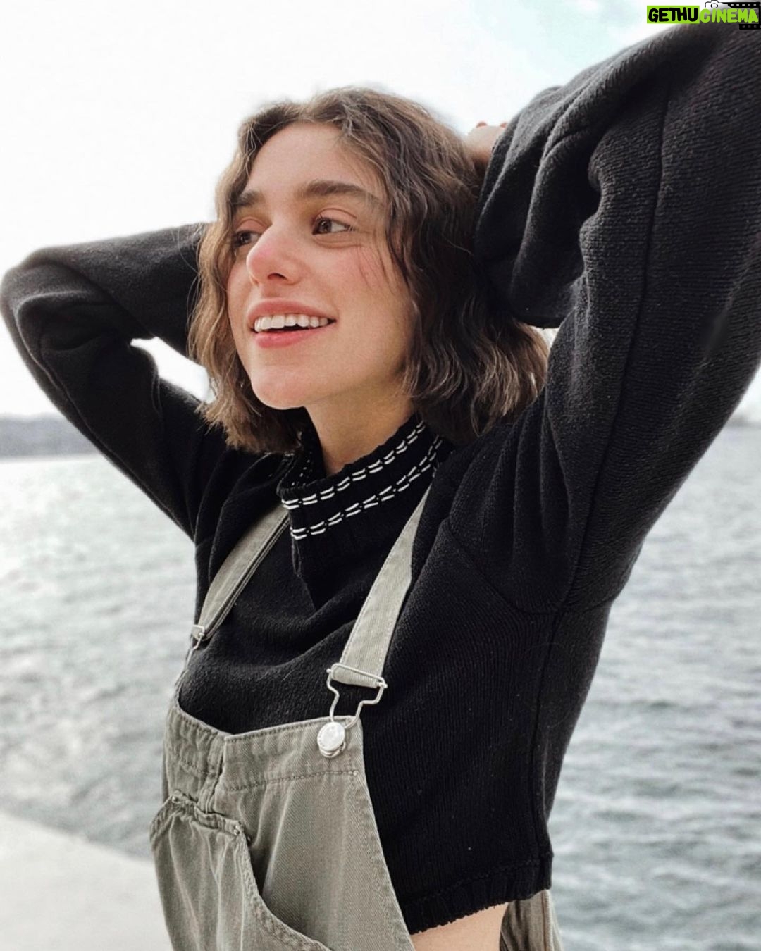 Damlasu İkizoğlu - 200.4K Likes - Güneş yerinde 🧐