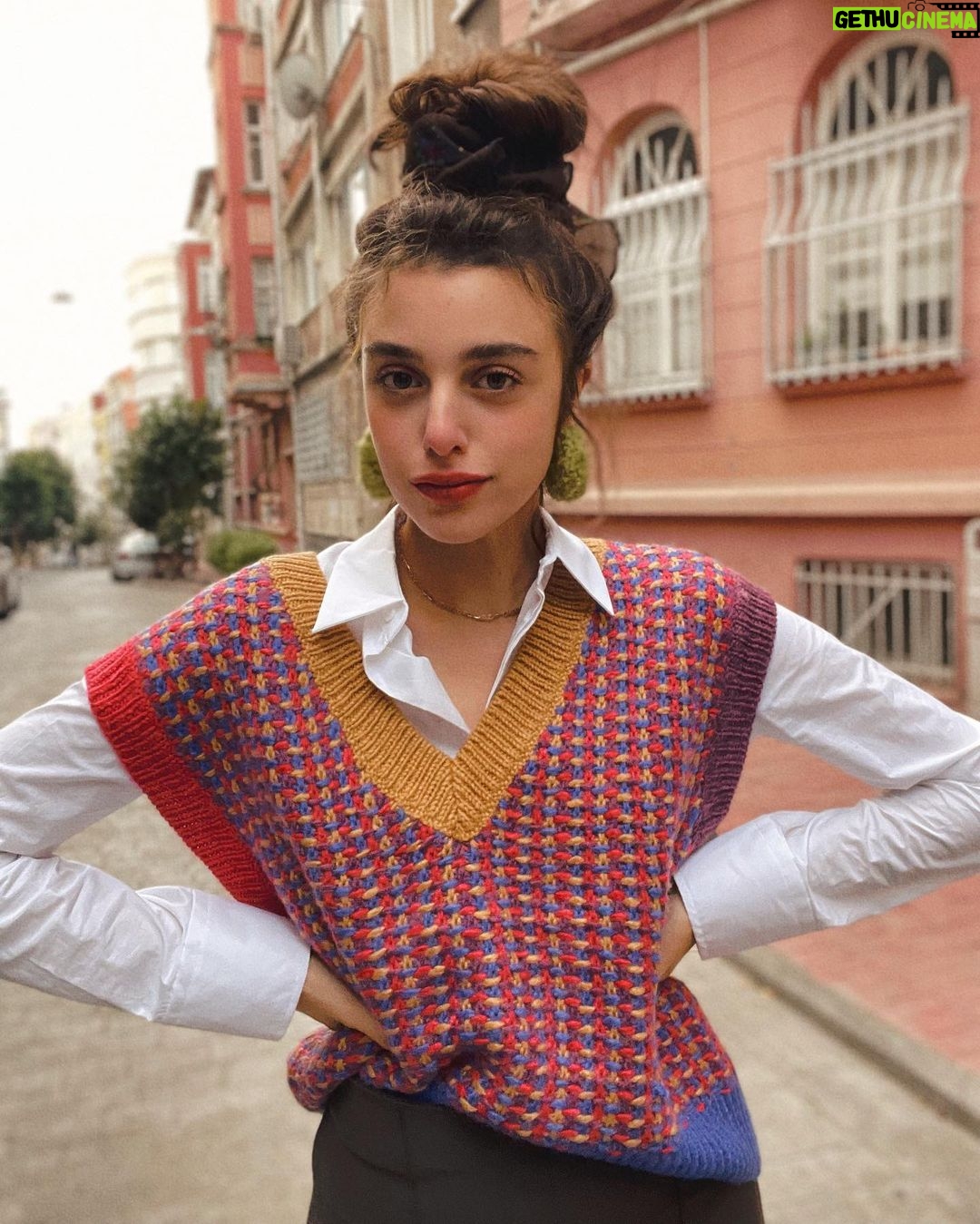 Damlasu İkizoğlu - 162.4K Likes - 🪆