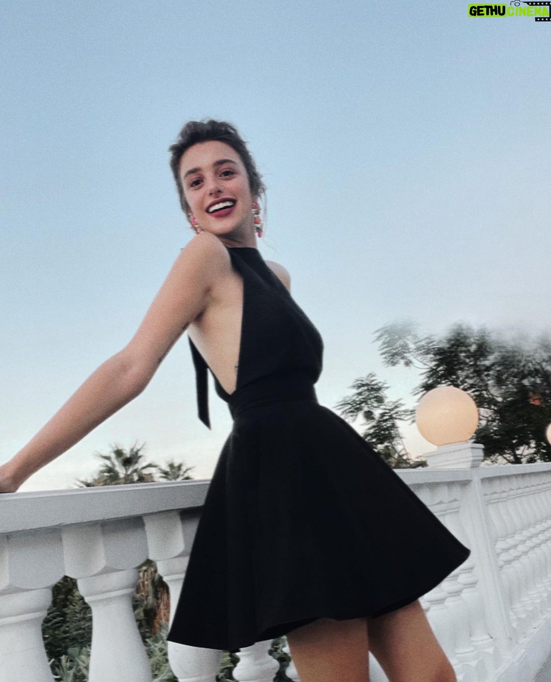 Damlasu İkizoğlu - 178.4K Likes - 🥂