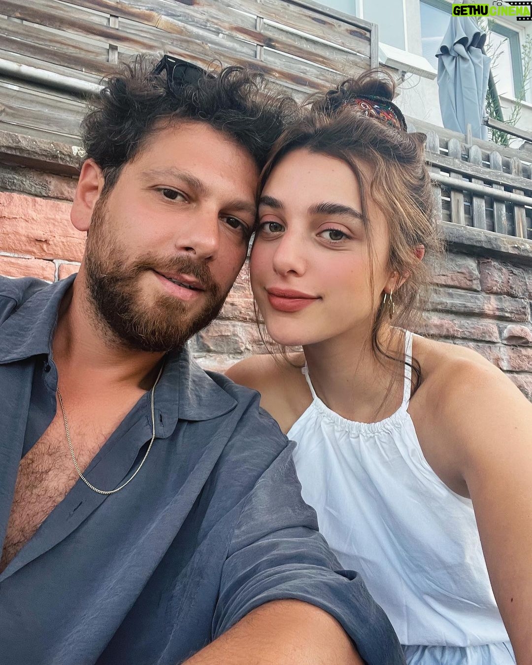 Damlasu İkizoğlu - 168.6K Likes - Pazarpazar 🤡