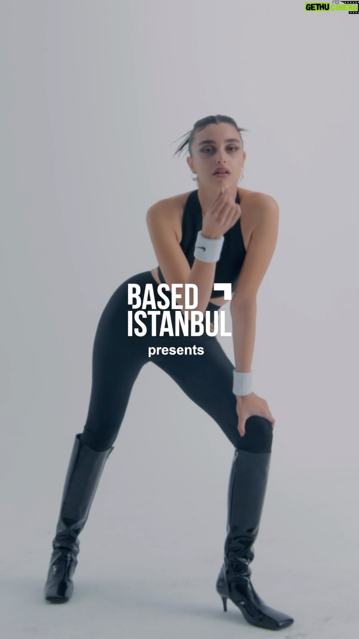 Damlasu Δ°kizoΔlu Instagram - @basedistanbul π
π
π
π
β€οΈβπ₯ Creative Direction by @duygubengi Fashion Direction by @buraksanuk Filmed by @mertakay Styled by @umutsimsiki Glam Team @zeynepdombaycioglu @sedacivek @barisaytemiz @esskuzgunn Creative Team @ecemtungaz @muratkvk35 @yagmuryildiz2.0 Gaffer @okanatas Styling Assistant @isil_______ @rendaguner @aysegulsenerpr @sedaydinn @basedistanbul N41 @nike