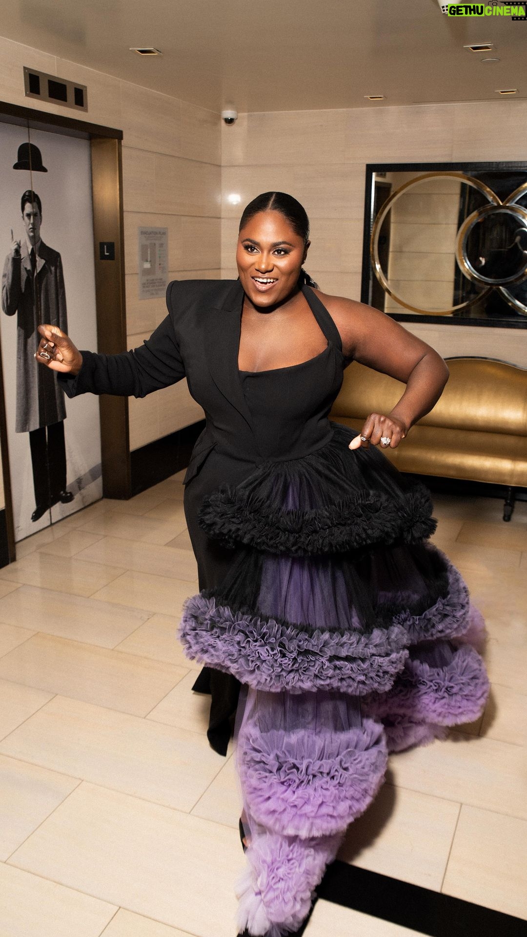 Danielle Brooks - 20.2K Likes - Sag Awards ‘24✨💜
Videographer @destinyfulfild
📸 @evision_photoz
Dress @csiriano
Hair @infamousmstish
MU @rebekahaladdin
Stylist @jlynnstyle18
Tailor @marcalittlejohn