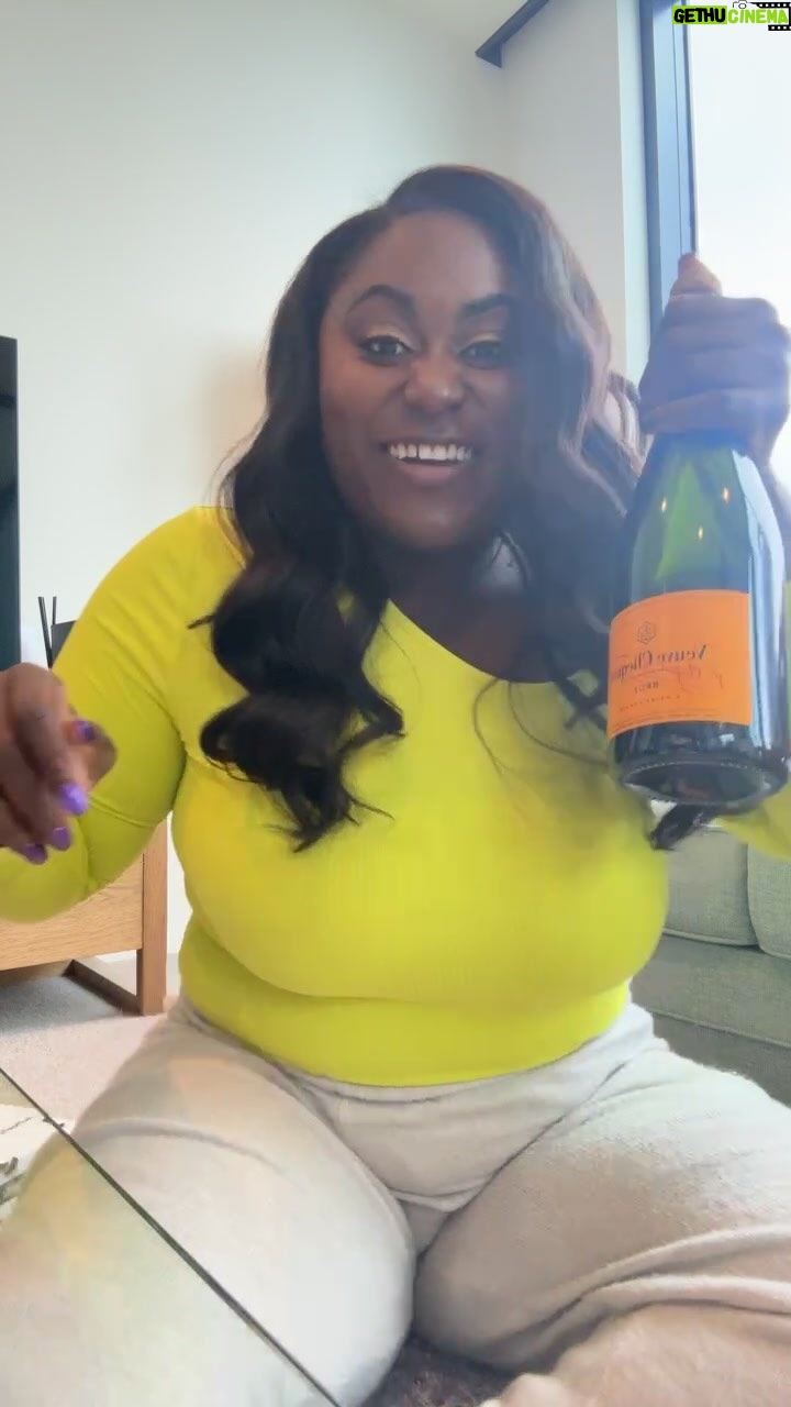 Danielle Brooks - 31K Likes - Cheers to everyone who has ever supported me, shown me love, watched my films or tv shows. Love you all! #EGOTNominee 💜🤸♂️🥂