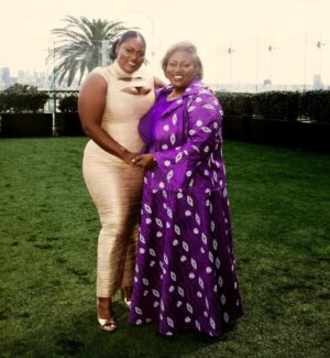 Danielle Brooks Instagram - Life is so much more enjoyable when you have people to share it with. ✨#unforgettablemoments @essence 

Catch the 17th Annual Essence Black Women in Hollywood TONIGHT March 15th 9pmET/PT on OWN streaming on MAX

📸 : @bokocecile