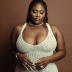 Danielle Brooks Instagram – One assignment: f✨ em up! 😉 

#vanityfair #oscars