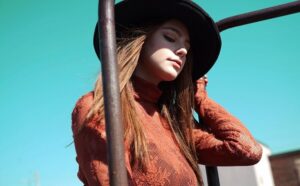 Danielle Rose Russell Instagram - 🧡🖤🧡🖤