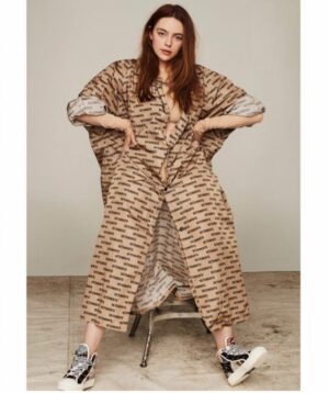 Danielle Rose Russell Instagram - “it’s called fashion, Brenda...look it up”