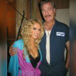 Darcy Donavan Instagram - I had such a wonderful time filming alongside with Craig T. Nelson on the " My Name is Earl "television series! ❤🧡 You may have seen Craig in "The Incredibles, "Poltergeist"," and the hit television show "Coach." He is such an AMAZING actor and friend!🎥🎥🎬🎬 ⁣ Tell me what your favorite comedy show is in the comments below. ⬇️⬇️ I CAN'T WAIT TO SEE THEM ALL!🤣😂👍⁣ HAVE A FABULOUS DAY FULL OF FUN AND LAUGHTER EVERYONE!!😘😘😁😁 ⁣ 👍#photooftheday #comedyseries #televisionseries #mynameisearl #comedy #behindthescenes ⁣ #setlife #onsetphoto #onset #filming #television #actress #actor #televisionactress #filmactress #funny