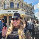 Darcy Donavan Instagram - I had such an amazing time yesterday the Warner Brothers Studio for the movie premiere of, "Sweetwater," opening in movie theaters this weekend!🎬 My wonderful friend who is the Writer-Director, Martin Guigui, never gave up on telling this story of the first African American, Nat Sweetwater Clifton, to get a contract to play in the NBA.🏀♥️ Such a heartwarming true story and such terrific Celebrity Talent, Everett Osborne, Cary Elwes, and Richard Dreyfuss and many more!💯💝❤️ Martin you did an incredible job! Congratulations on this amazing film, l'm so proud of you and the family!  Wishing everyone a fantastic day and let me know what you think of this incredible film!😊❤️ #WarnerBrothers #redcarpet #writer #director #moviepremiere #actor #recordingartist  #sweetwater #martinguigui #harlemglobetrotters Hollywood, California
