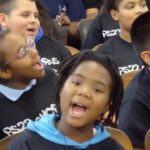 Debra Messing Instagram - Something beautiful. A balm for our souls. These joyous children from @theps22chorus singing the traditional Hanukkah song “Mi Yimalel.” Thank you Mr. Paul for filming this, and a special shoutout to the two wonderful soloists Jeremiah and Esther.💙 Happy Hanukkah🕎 #childrensinging #hanukkah #childrenschoir
