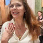 Debra Messing Instagram – Our beautiful Aishet Chayil (Woman of valor) wearing “Chutzpah” 😍