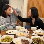 Dee Hsu Instagram – 張艾嘉姐問我：當你把麥克風拆掉、妝拿掉…..你會變成什麼樣子？嗯⋯就這樣⋯⋯⋯